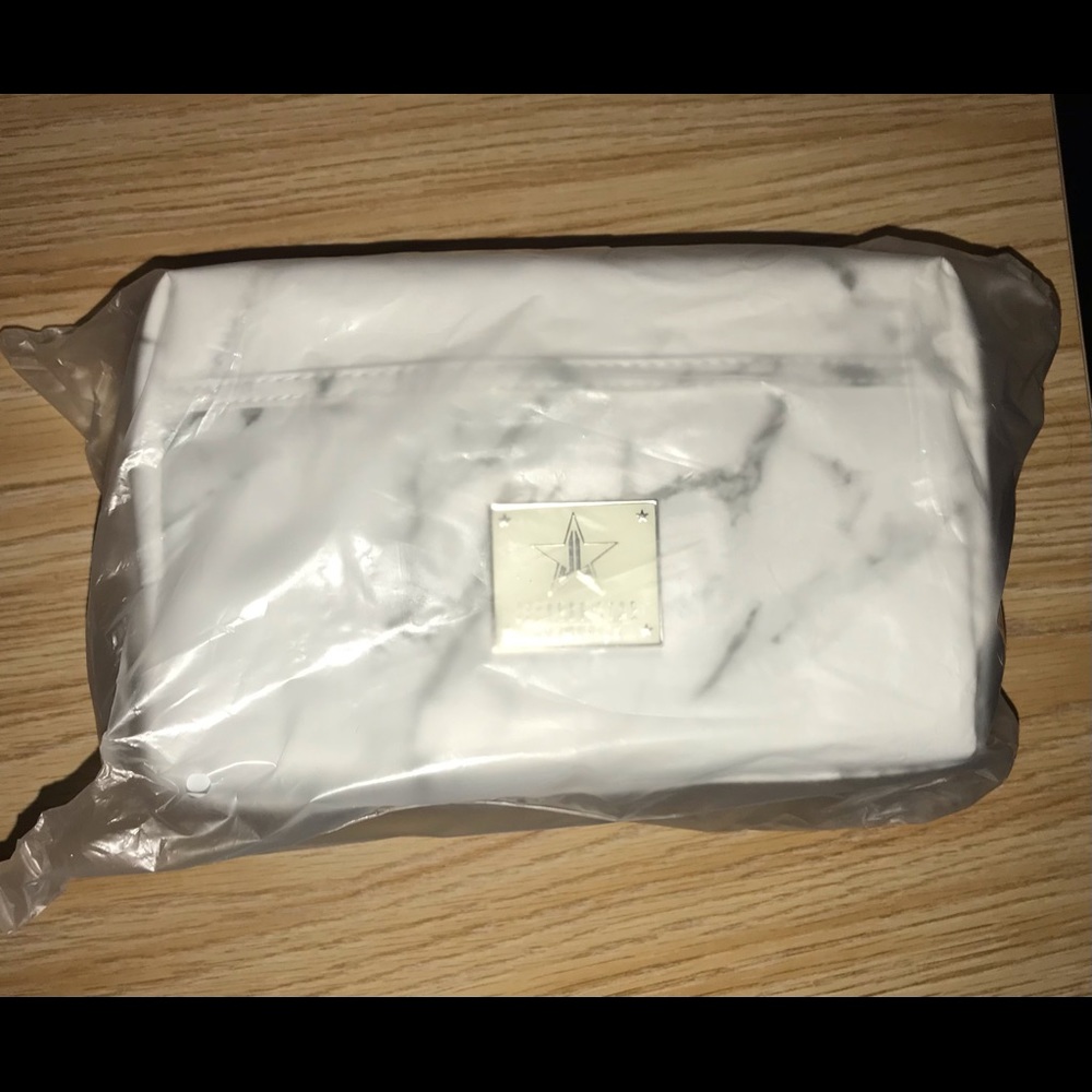 JSC White Marble Makeup Bag